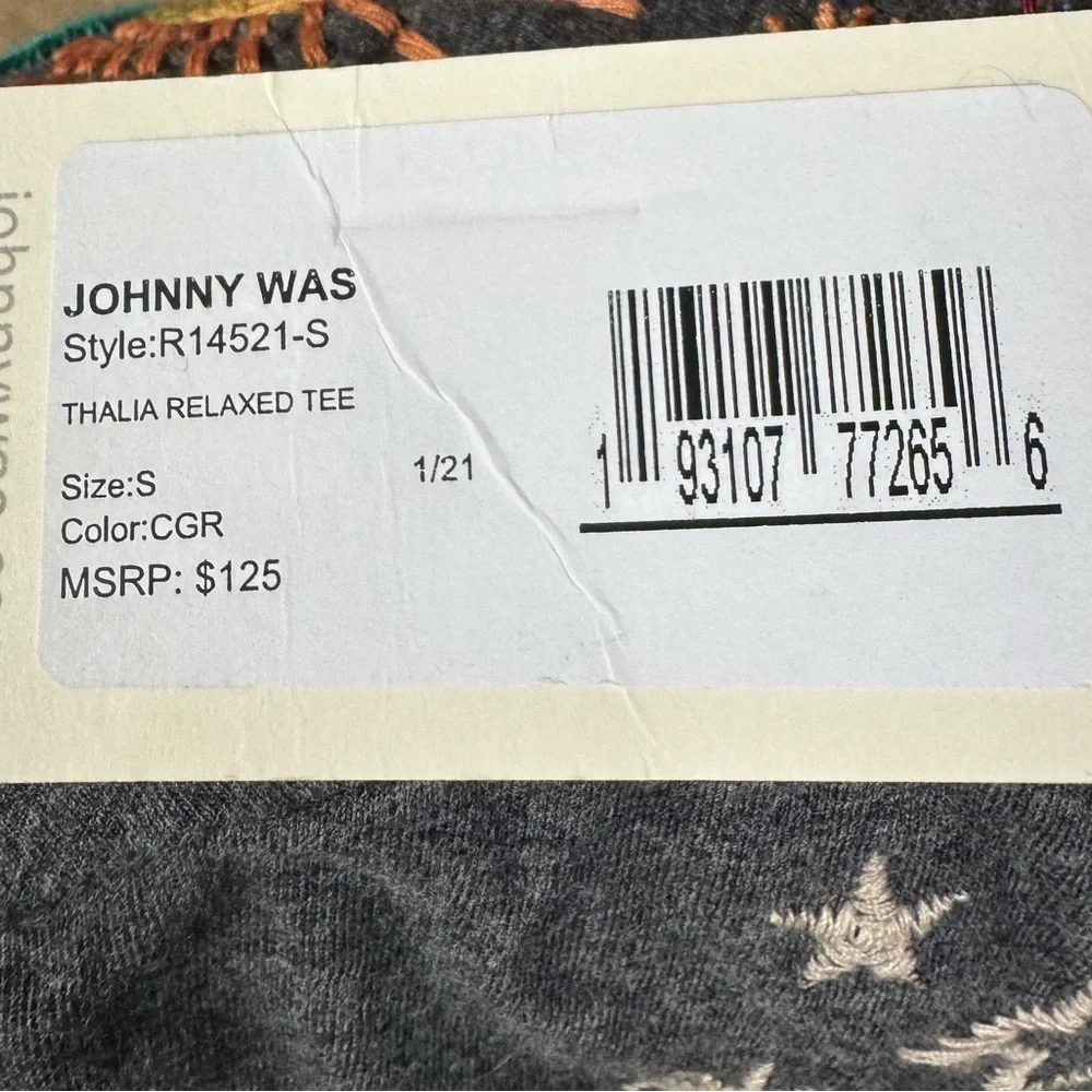 Johnny Was Thalia relaxed cap sleeve embroidered t shirt. - Picture 6 of 6